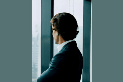 Ian dos Anjos Cunha mostra como o kitesurf e a leitura de ambiente se unem para decisões mais seguras e precisas no mar.