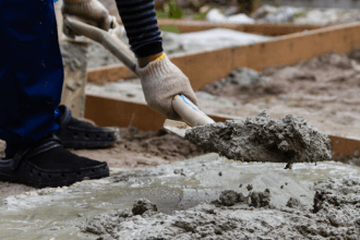 Valderci Malagosini Machado mostra quando o mini-painel treliçado é a melhor solução para ganhar velocidade e precisão em áreas reduzidas de obra.