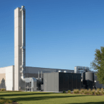 Tiago Schietti explica os desafios do controle ambiental em crematórios.